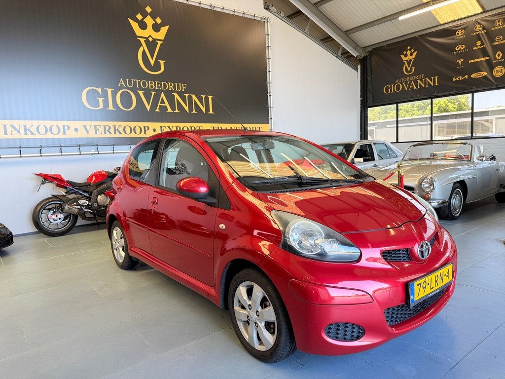 Toyota Aygo 1.0-12V Access inruil mogelijk, Voorwielaandrijving, Gebruikt, 4 stoelen, 821 kg