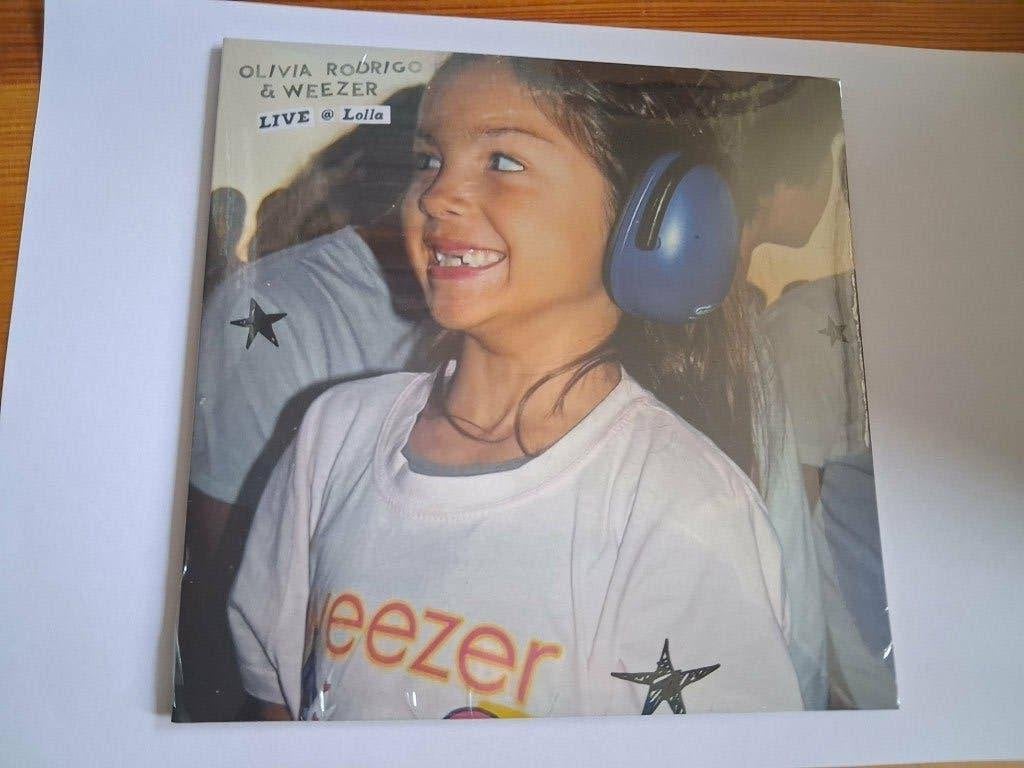 Olivia Rodrigo & Weezer - Live @ Lolla (NIEUW), 7 inch, Ophalen of Verzenden, Colored vinyl, Pop