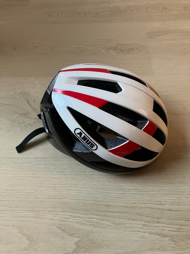ABUS fietshelm wit - Maat 58-62cm, Ophalen, Zo goed als nieuw, L, Heer of Dame
