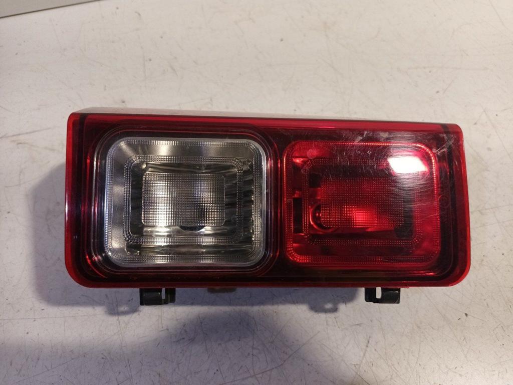 Mistlamp rechts Opel Vivaro, Auto-onderdelen, Onderdelen@venauto.nl, Van der Ven Autorecycling B.V., Gebruikt, Ettenseweg 76, 4706 PB Roosendaal, The Netherlands