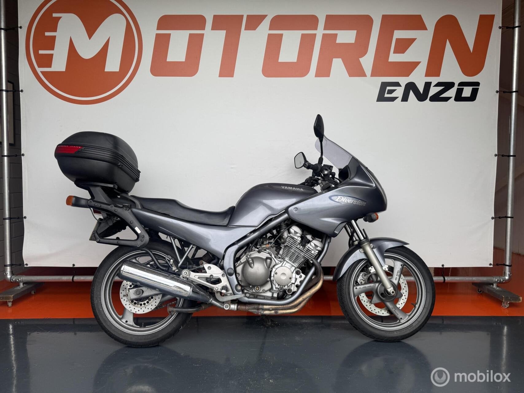 Yamaha XJ 600 S Diversion in nette staat lage km stand, 598 cc, Meer dan 35 kW, Toermotor, Handgeschakeld