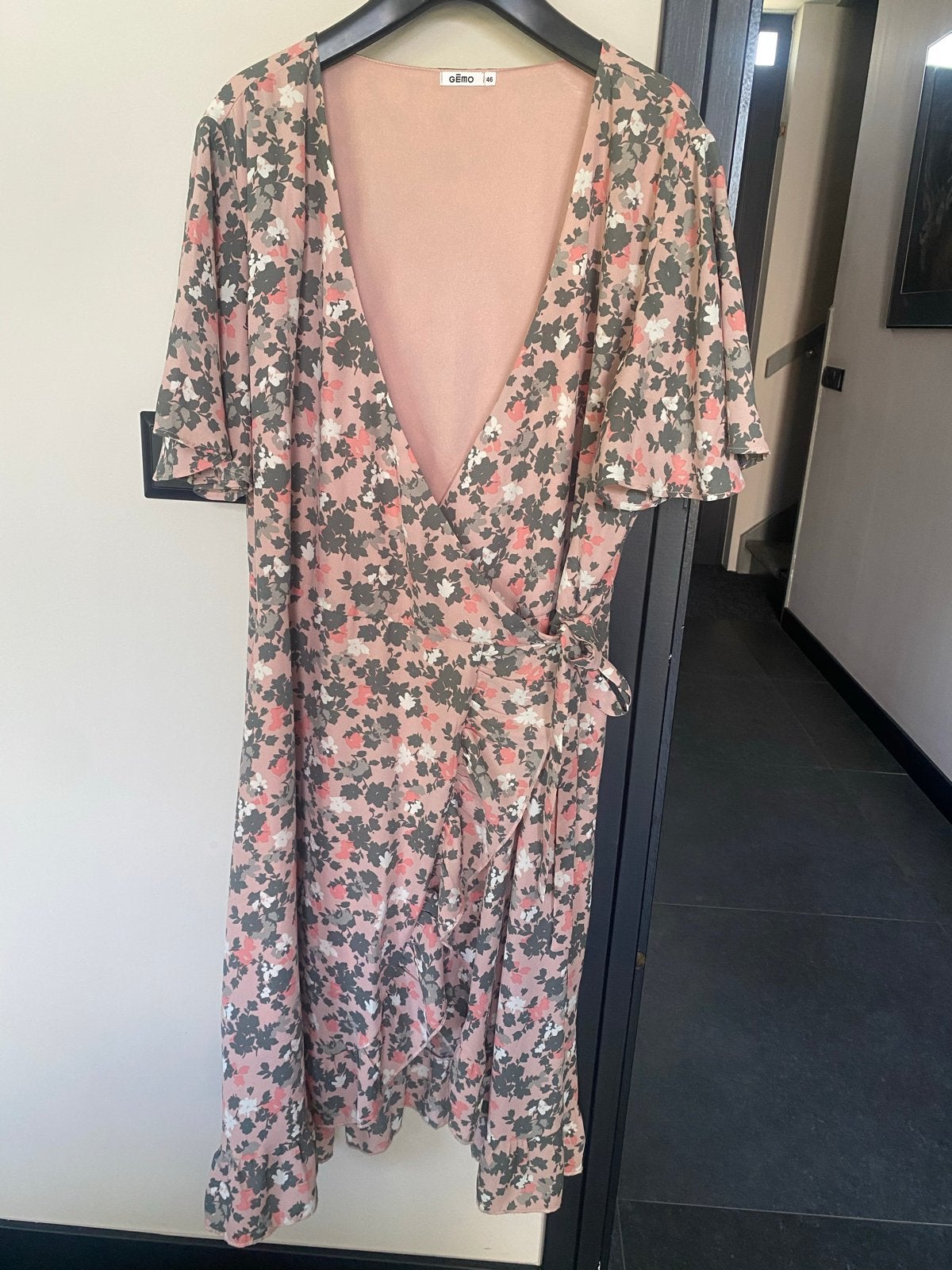 Gemo Roze Bloemen Wikkeljurk Maat 46, Maat 46/48 (XL) of groter, Ophalen of Verzenden, Zo goed als nieuw, Roze