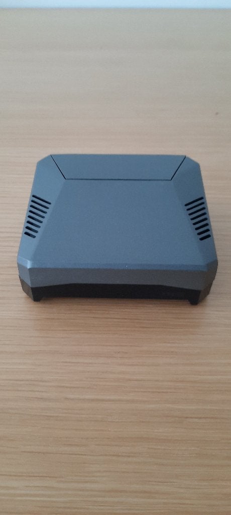 Raspberry Pi 4B + Argon ONE M.2 + SSD van 240 GB, Ophalen of Verzenden