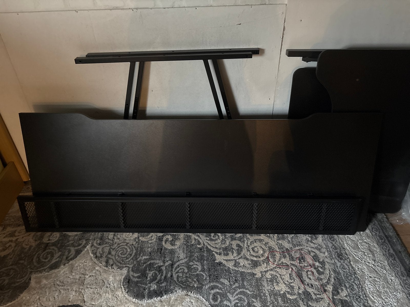 IKEA Utespelare Gamingbureau Zwart - Zo goed als nieuw, Ophalen, Zwart, Metaal, Kabelgoot