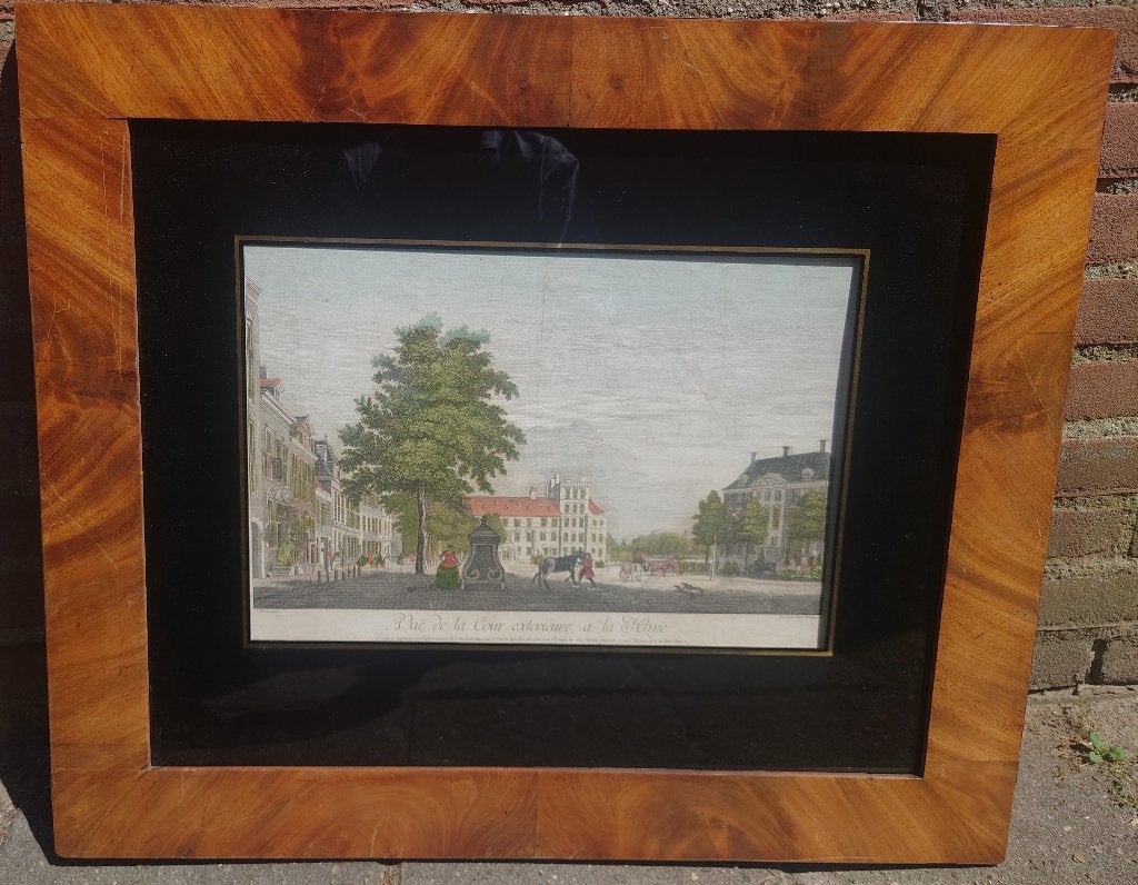 Orig. groot optica prent uit 1760 Buitenhof Den Haag gekleur, 25 cm, Architectuur, 42 cm, Ingelijst
