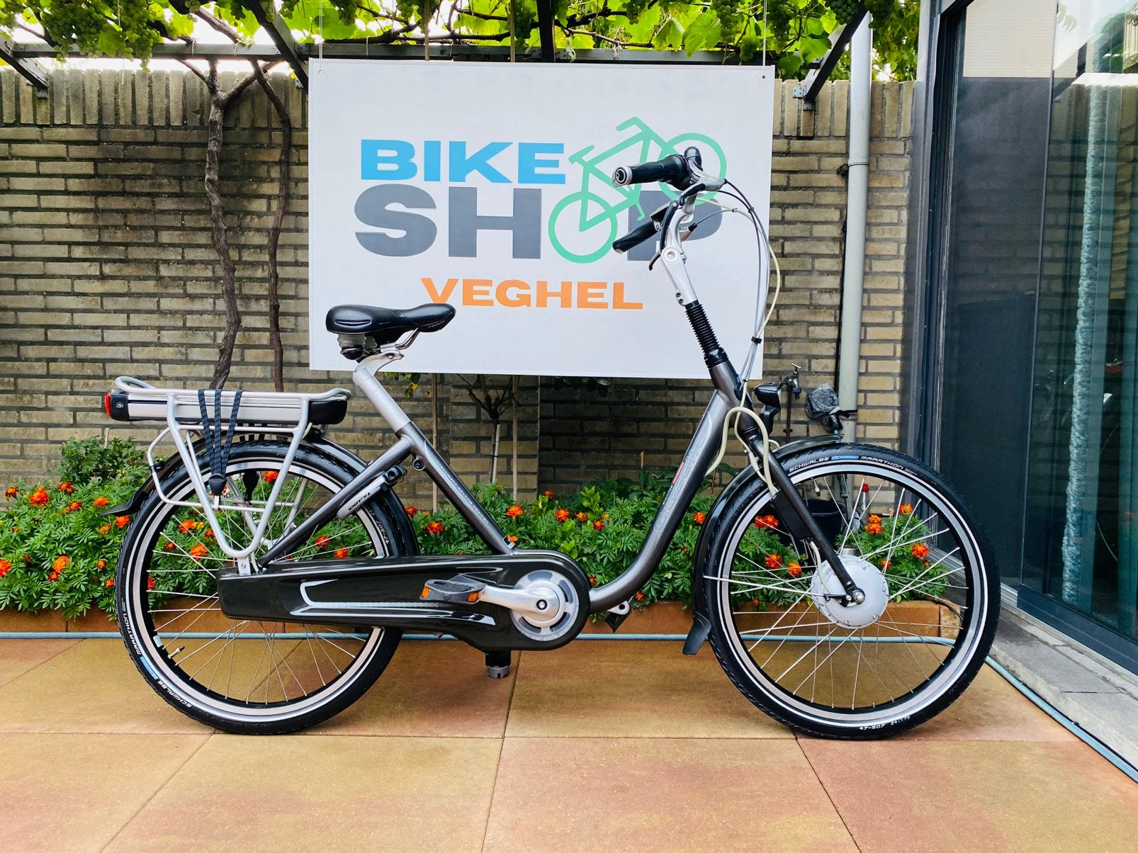 Elektrische Gazelle Balance. Accu 405 Wh. Accu is van 2024