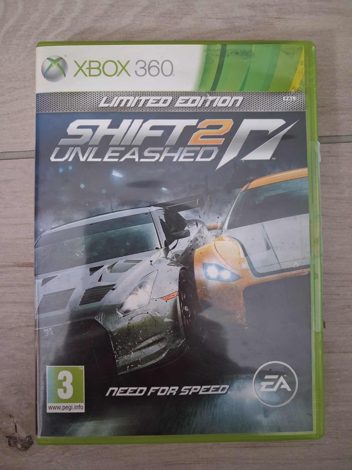 Need for Speed Shift 2 UNLEASHED Limited Edition XBOX 360, Ophalen, Online, 1 speler, Racen en Vliegen