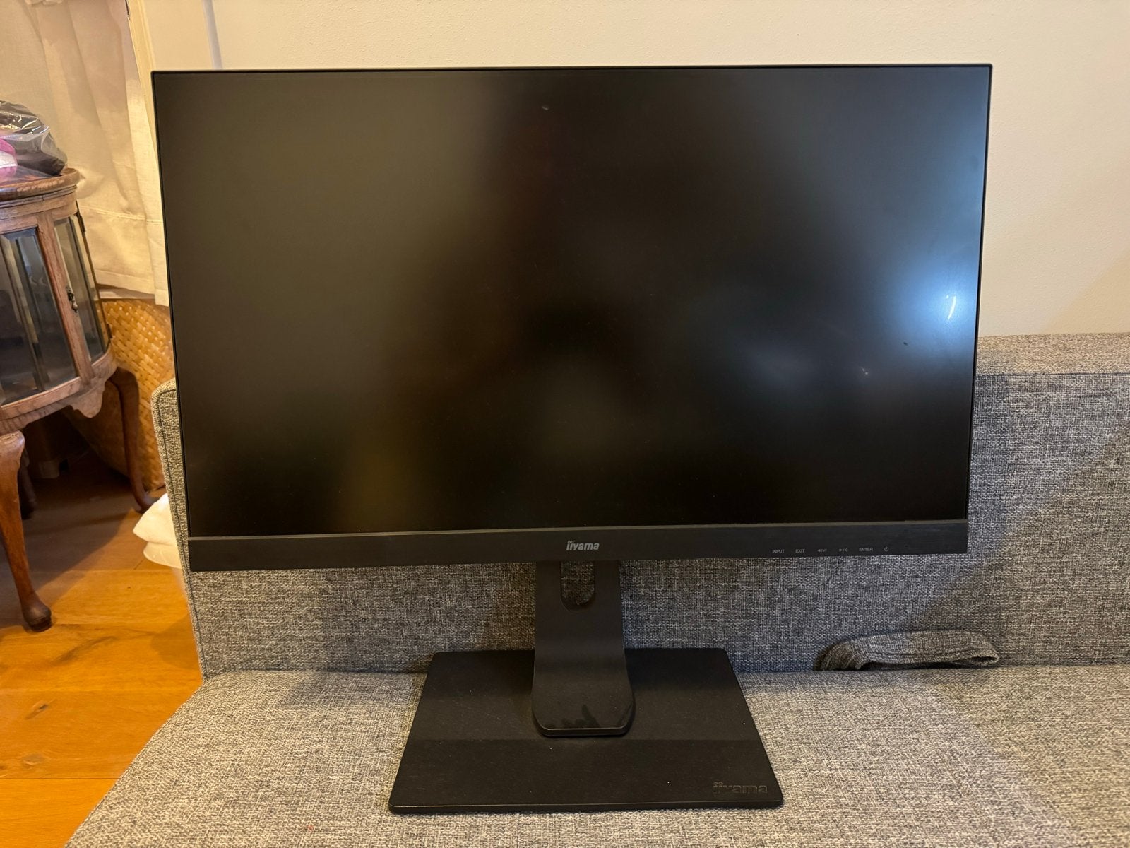 Iiyama beeldscherm 27inch, Computers en Software, Monitoren, HDMI, IPS, In hoogte verstelbaar, Zo goed als nieuw
