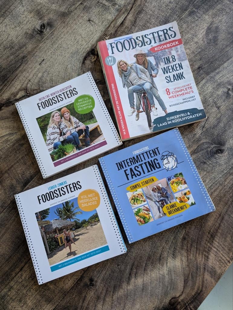 FoodSisters Kookboeken - 4 Stuks (Zo goed als nieuw), Boeken, Kookboeken, Hoofdgerechten, Janneke en Amande Koeman, Gezond koken