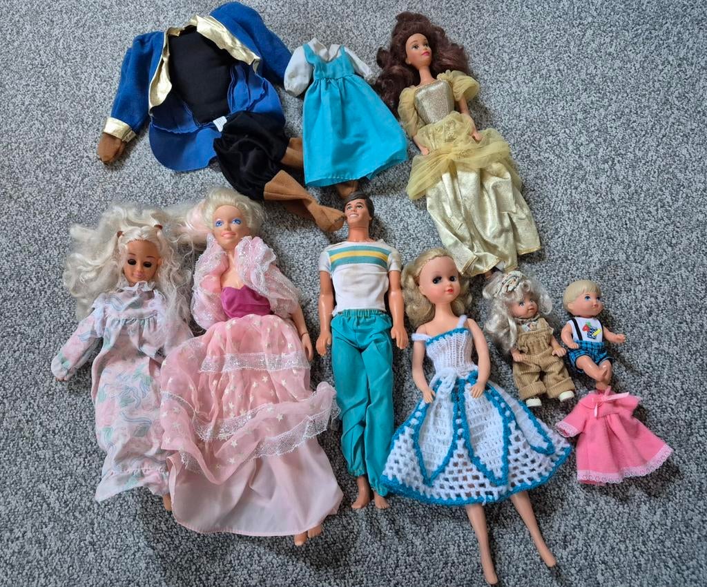 Grote collectie vintage poppen met kleding, Ophalen of Verzenden, Gebruikt, Overige typen