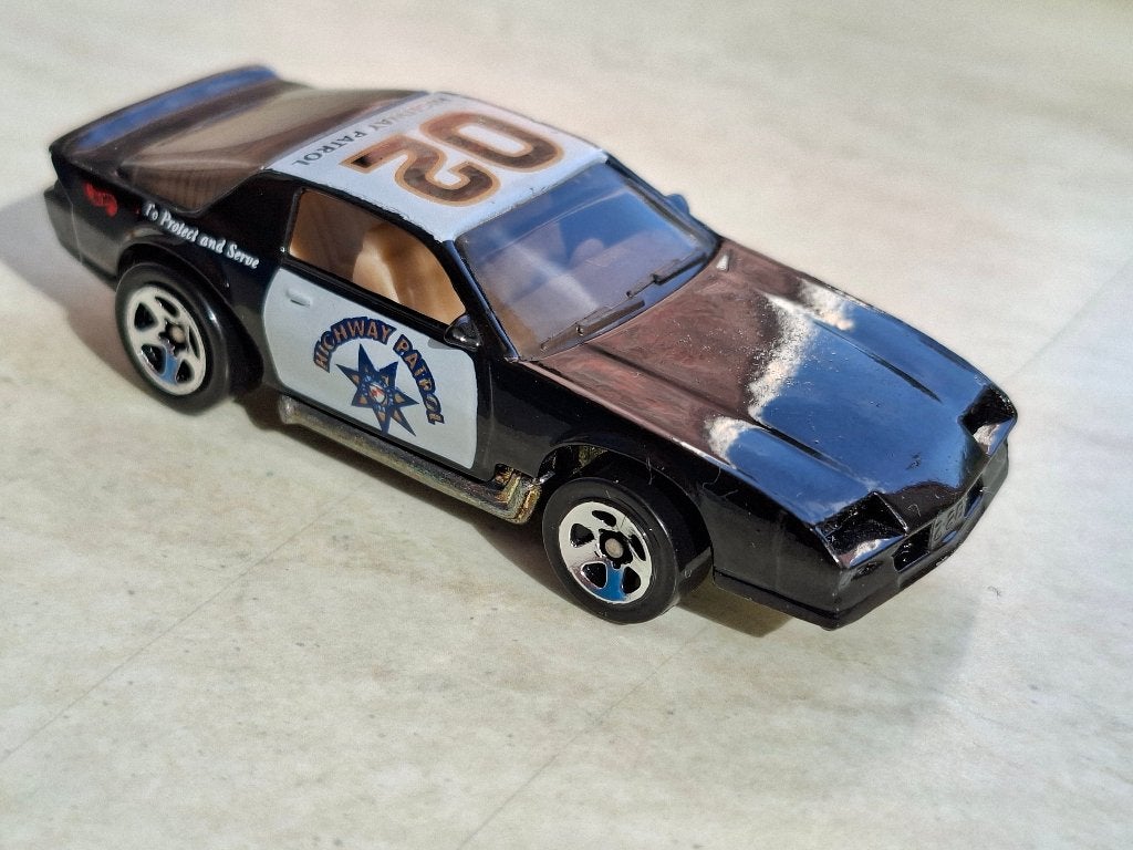 Chevy Camero Z 28 van Hot Wheels 3 inch Highway Patrol, Ophalen of Verzenden, Nieuw, Auto