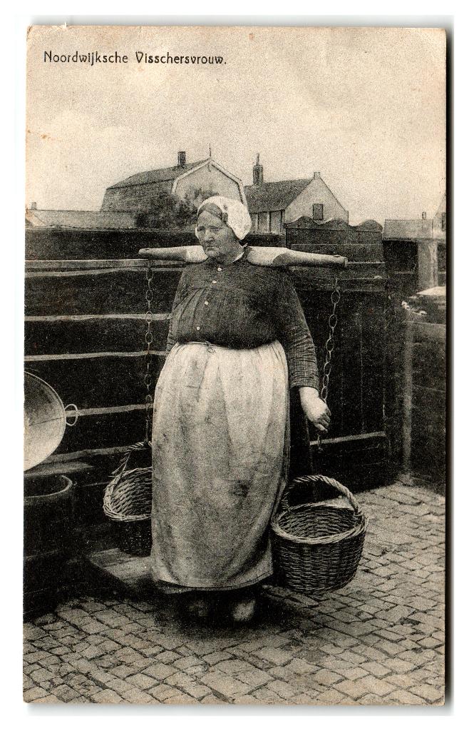 Noordwijk, Noordwijksche Visschersvrouw, Verzenden, 1920 tot 1940, Gelopen, Zuid-Holland