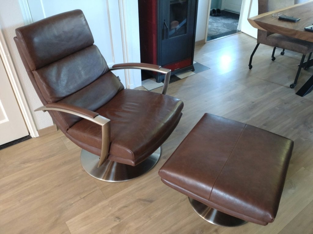 Lederen draaifauteuil H&H, Ophalen, Gebruikt, 50 tot 75 cm, Leer