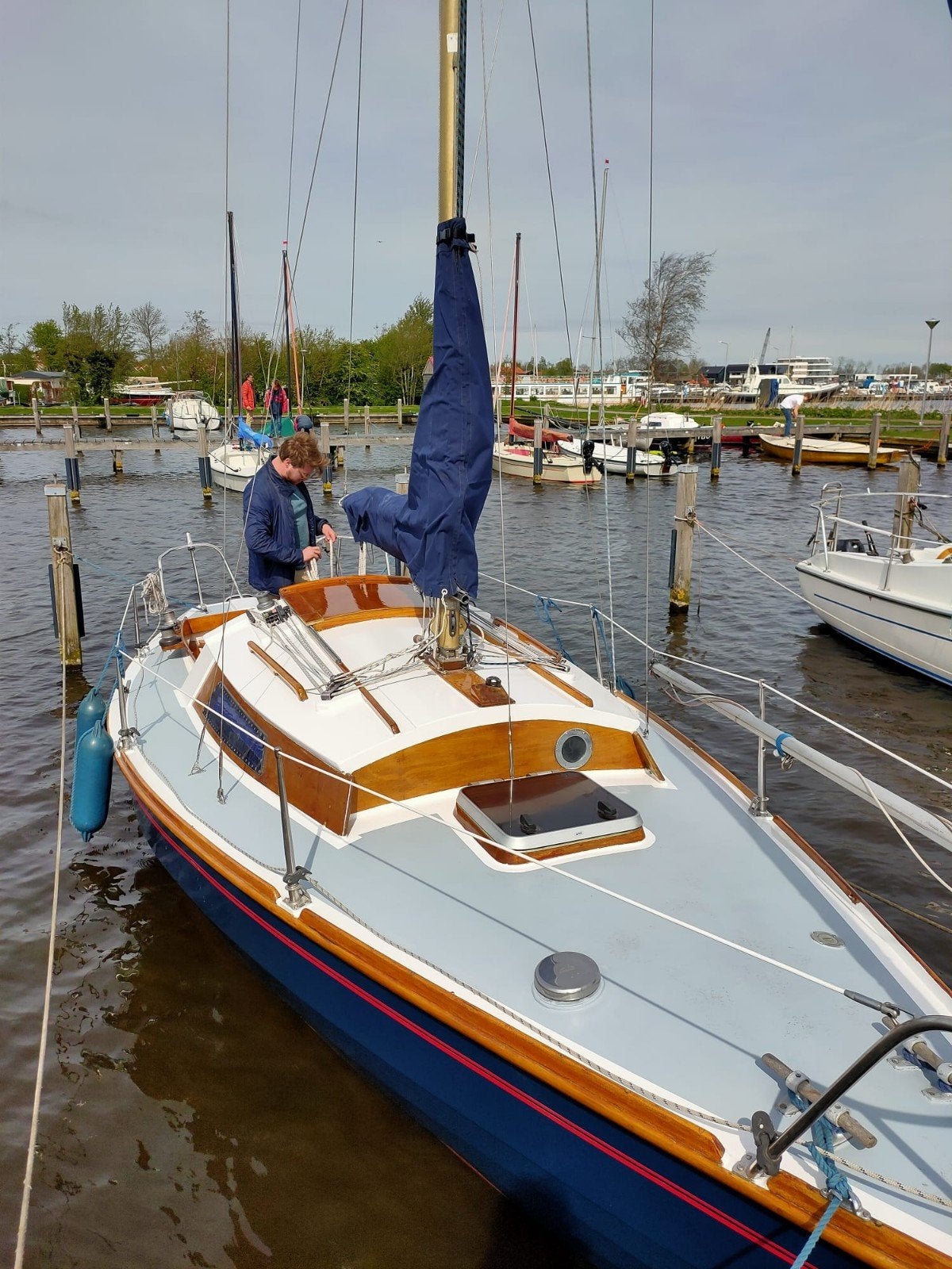 Te koop: waarschip 725 Jolly Jumper, Watersport en Boten, Ophalen, Waarschip, Viertaktmotor, 125 cm