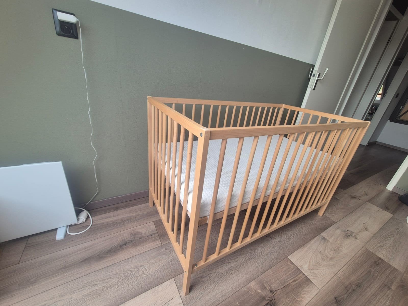 Houten ledikant 120x60 met aerosleep matras en toebehoren, Gebruikt, 140 tot 160 cm, Minder dan 70 cm, Ophalen