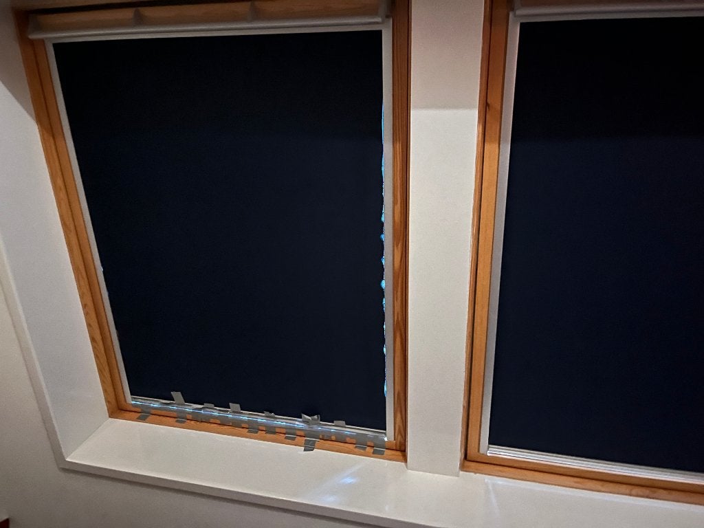 VELUX verduisterend rolgordijn DKL SK08 1100SWL, aluminium, Ophalen, Gebruikt, Blauw, 140 cm