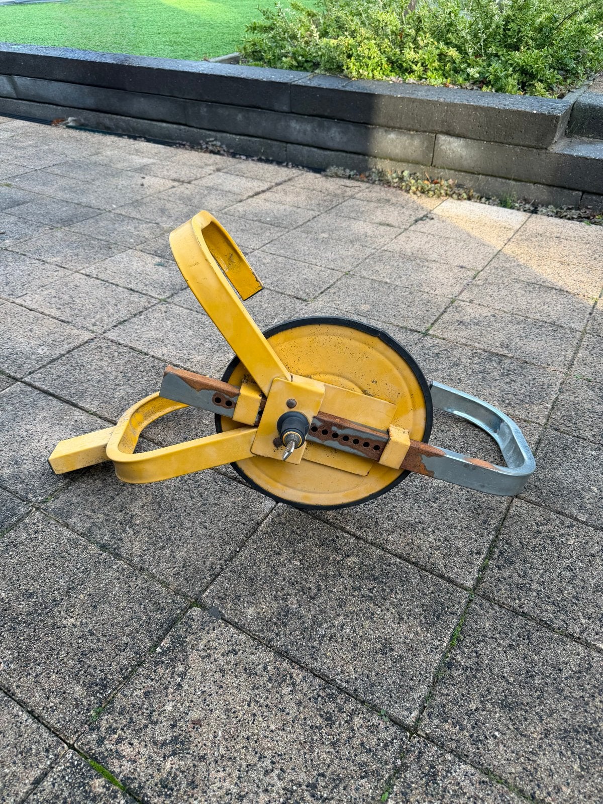 Gele wielklem / parkeerklem, Ophalen, Gebruikt