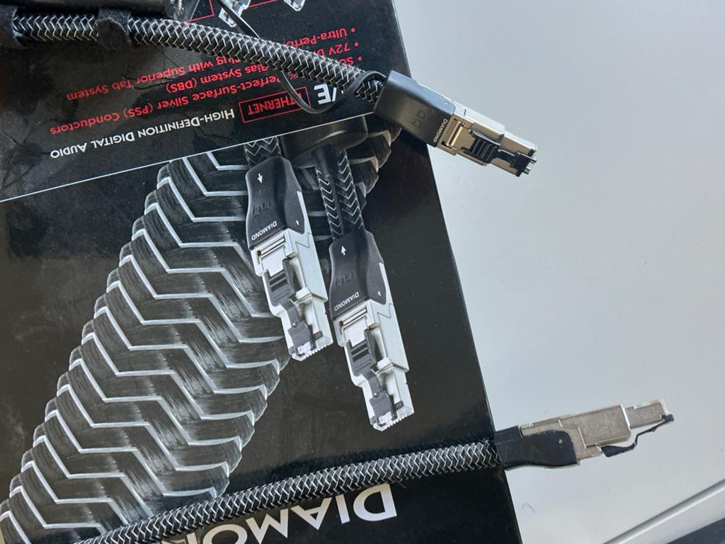 AudioQuest DIAMOND RJ/E Diamond Ethernet (Cat7) kabel 0,75 m, Audio, Tv en Foto, Audiokabels en Televisiekabels, Ophalen, Refurbished