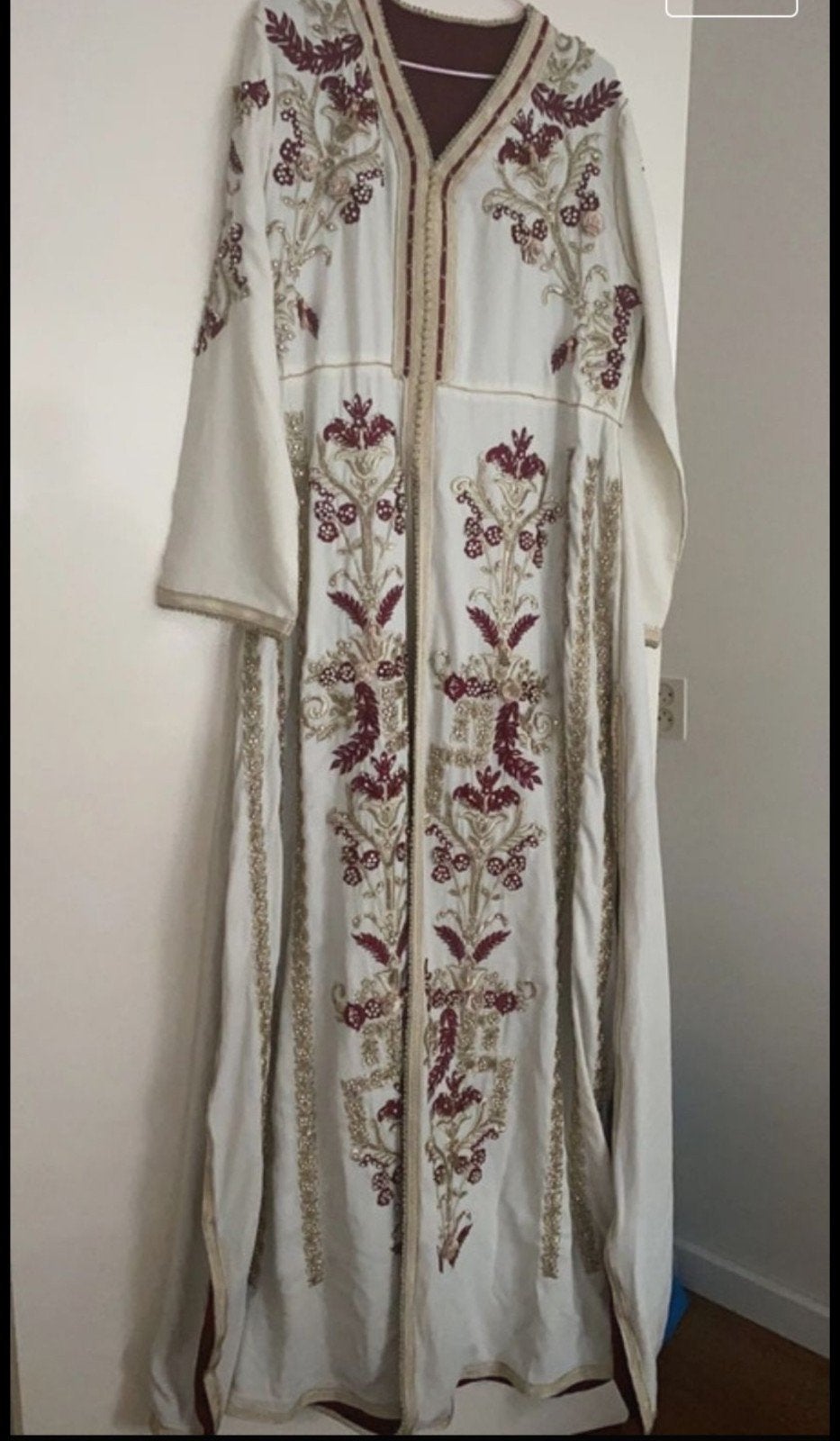 Marokkaanse takshita, Kleding | Dames, Jurken, Zo goed als nieuw, Maat 38/40 (M), Wit, Onder de knie, Ophalen of Verzenden