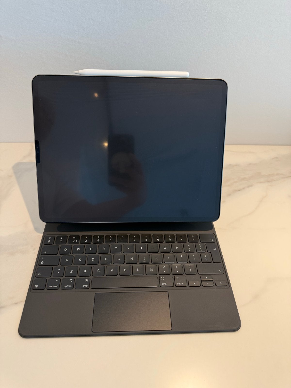 Apple iPad Pro 11 inch (2020) 128GB Wi-Fi + Magic Keyboard, Computers en Software, Apple iPads, 11 inch, Ophalen of Verzenden