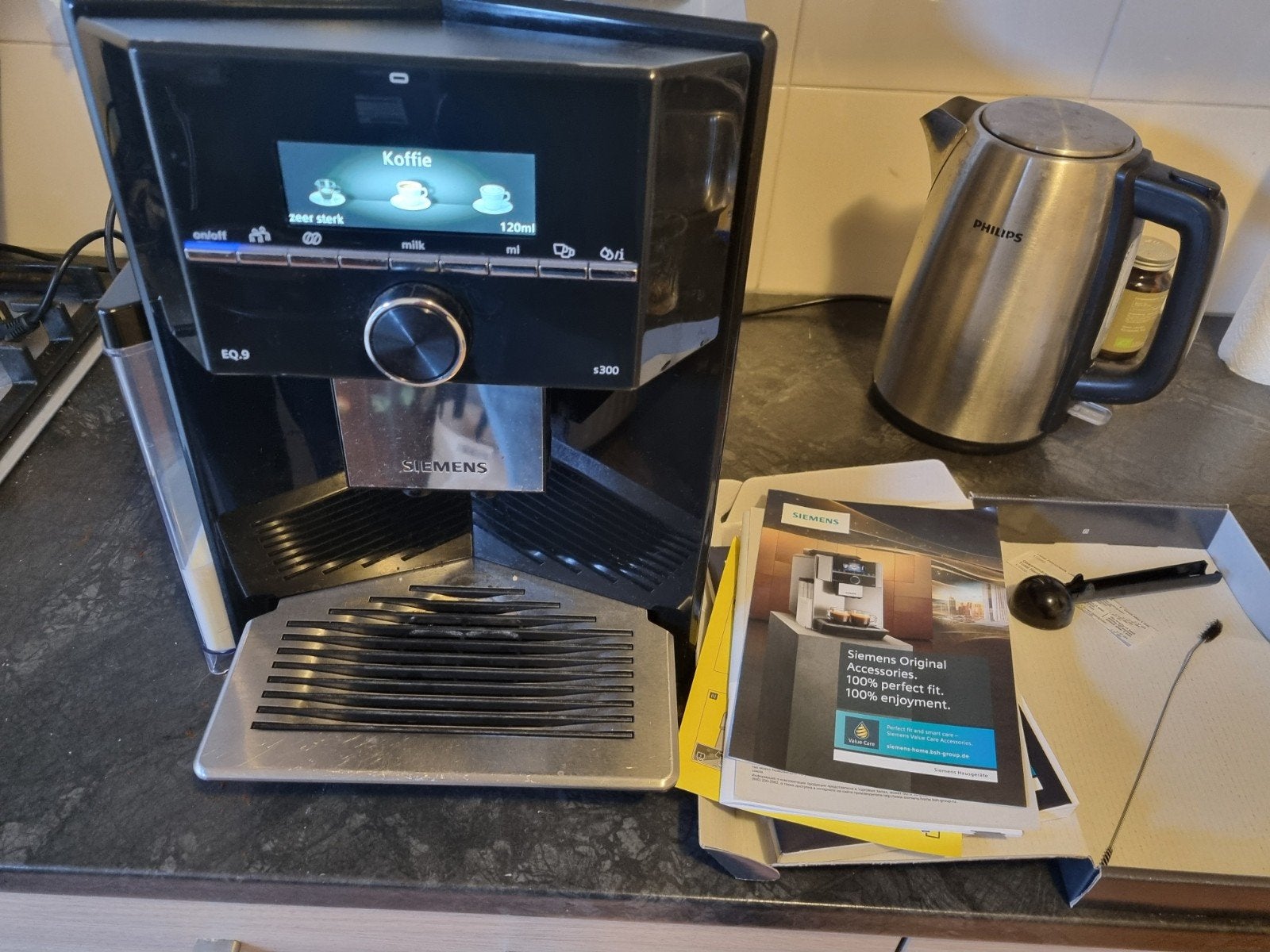 Siemens EQ.9 S300 koffiemachine vaste prijs, Ophalen, Gebruikt, Koffiemachine, Koffiebonen