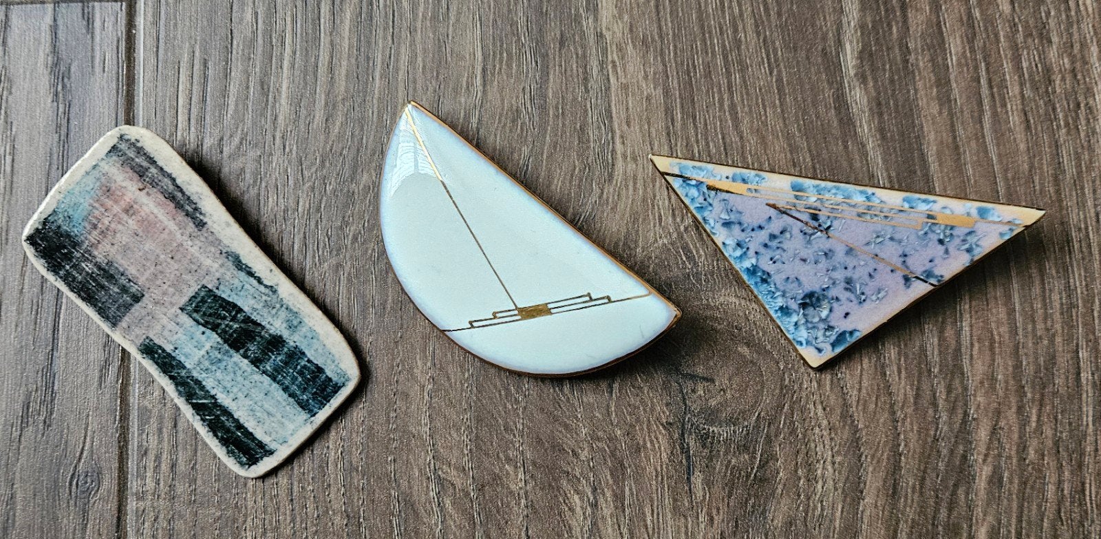 Set van 3 porseleinen broches, ca. 6,5 cm, Overige materialen, 4 tot 7 cm, Overige kleuren, Ophalen of Verzenden