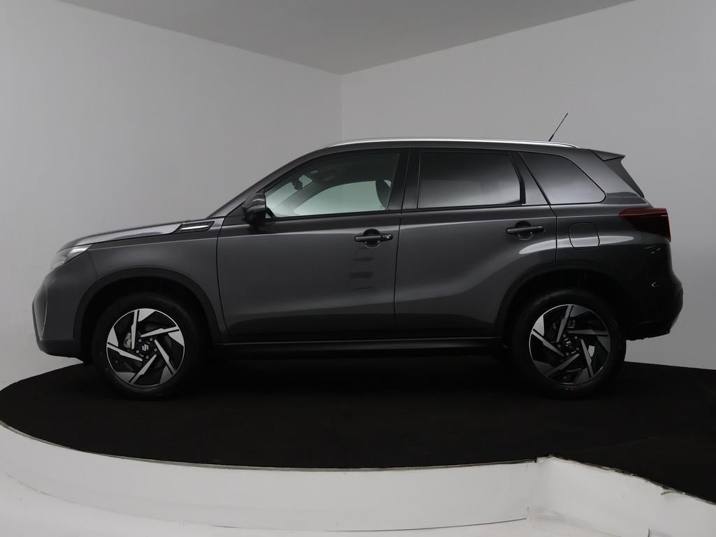 Suzuki Vitara 1.4 Boosterjet Smart Hybrid Style *NIEUW* | Di, Auto's, Voorwielaandrijving, 12 maanden, Stof, Zwart