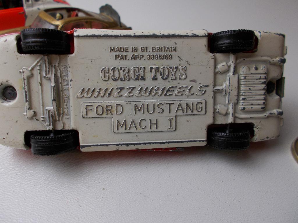 Jaren 60 Corgi Toys 3 X JAMES BOND +RIJKSPOLITIE Opknappers!, Hobby en Vrije tijd, Modelauto's | 1:43, Ophalen of Verzenden, Gebruikt