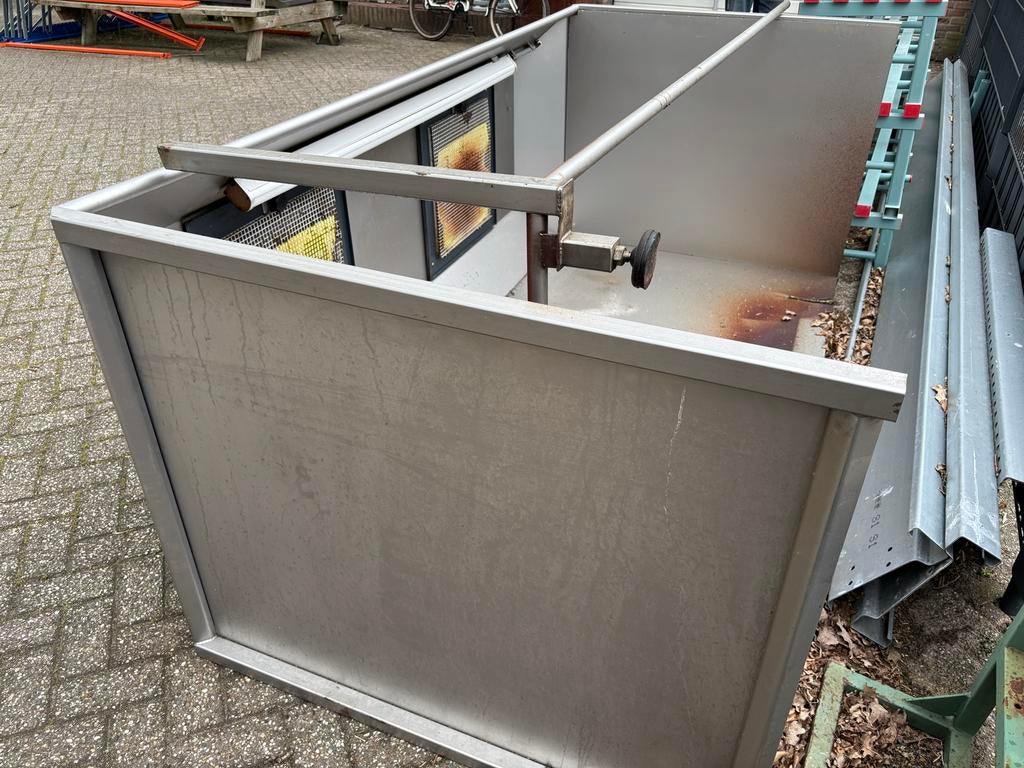 Grote RVS afzuigkap spuitcabine op onderstel, Witgoed en Apparatuur, Afzuigkappen, Gebruikt, Vrijstaand, Overige typen, Ophalen