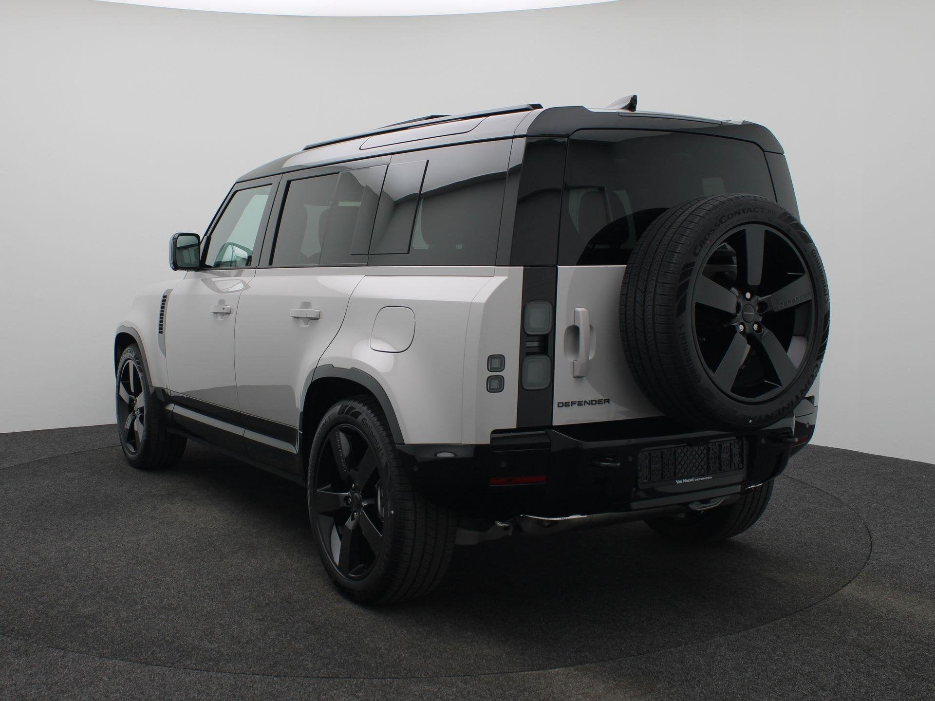 Land Rover Defender 2.0 P300e 110 HSE Dynamic Edition | Cold, Auto's, Stof, Euro 6, 150 min, 3000 kg