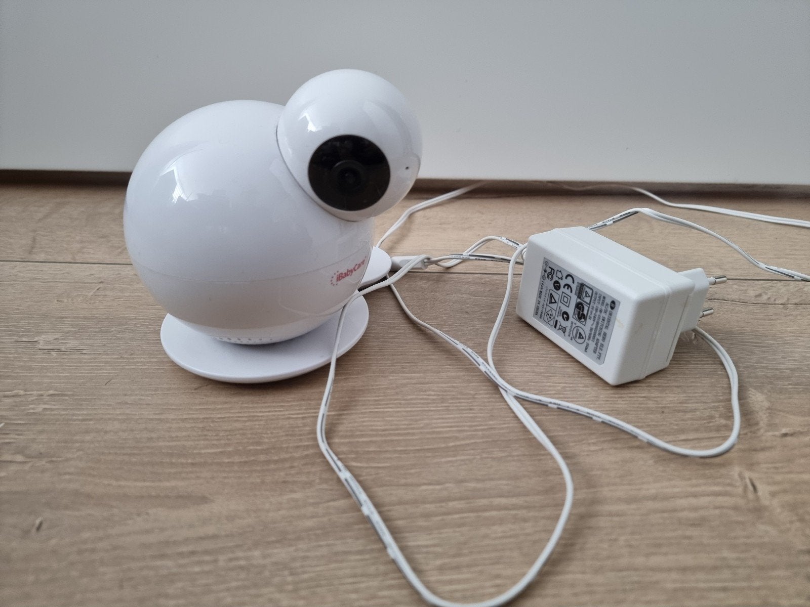 iBaby Care Babyfoon M6 met app en terugspreekfunctie, Ophalen of Verzenden, Zo goed als nieuw, 250 meter of meer, Terugspreekfunctie