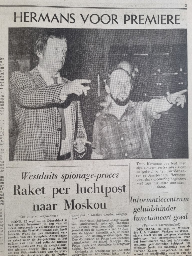 Toon Hermans in Carré (1970), Ophalen of Verzenden, 1960 tot 1980, Knipsel(s)