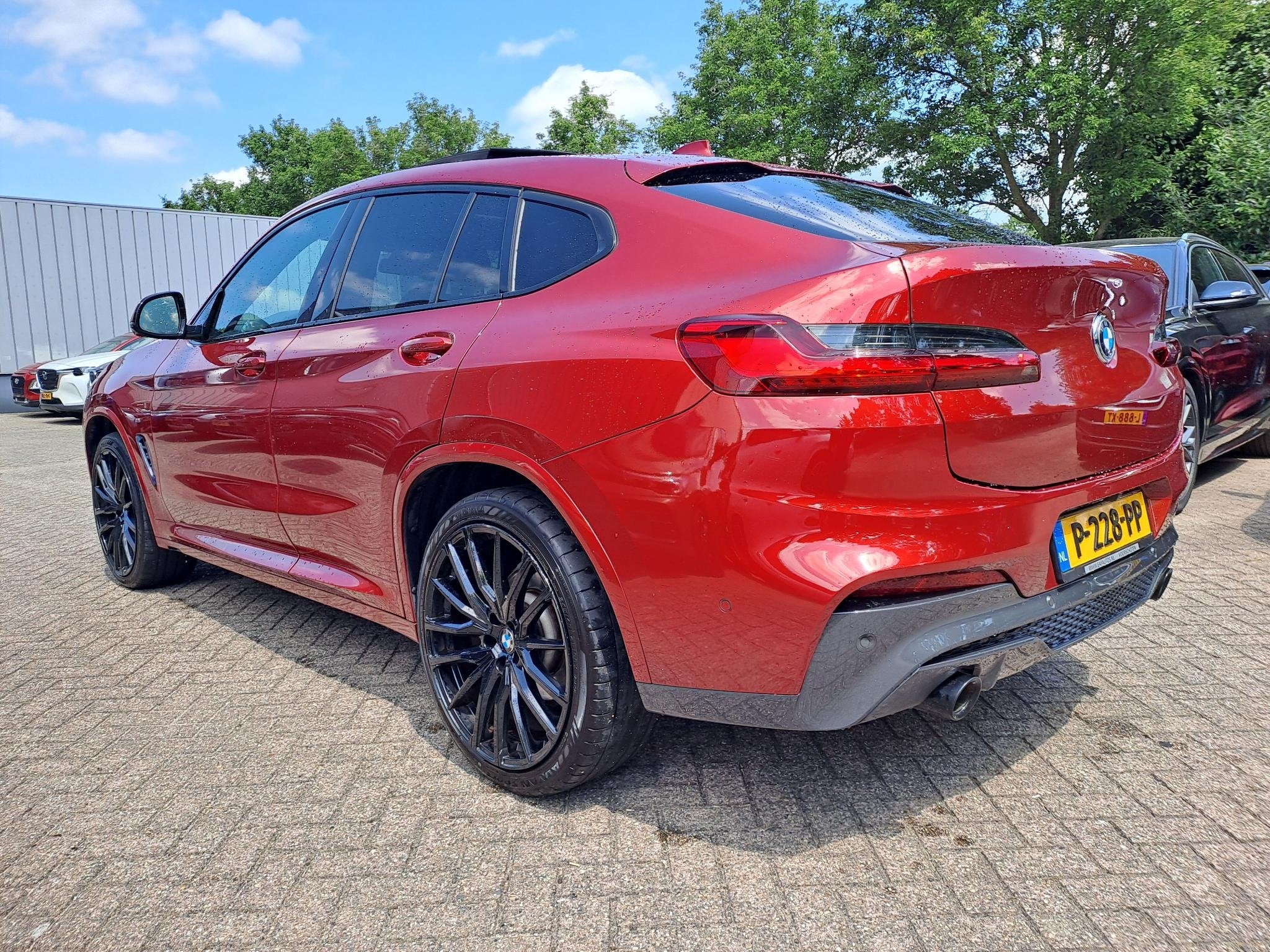 BMW X4 xDrive20i High Executive | M-SPORT | PANO-SCHUIFDAK |, Auto's, BMW, Automaat, 15 km/l, Gebruikt, Euro 6