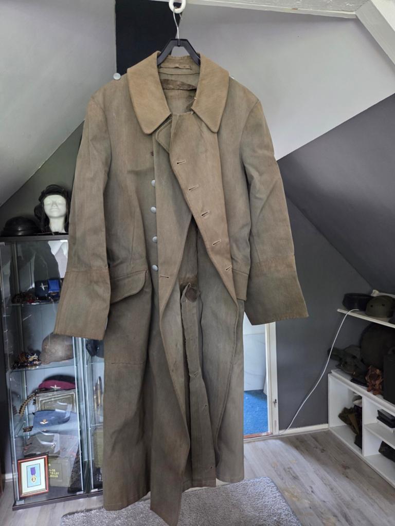 Wo2 wehrmacht regenjas, Antiek en Kunst, Antiek | Kleding en Accessoires, Ophalen of Verzenden