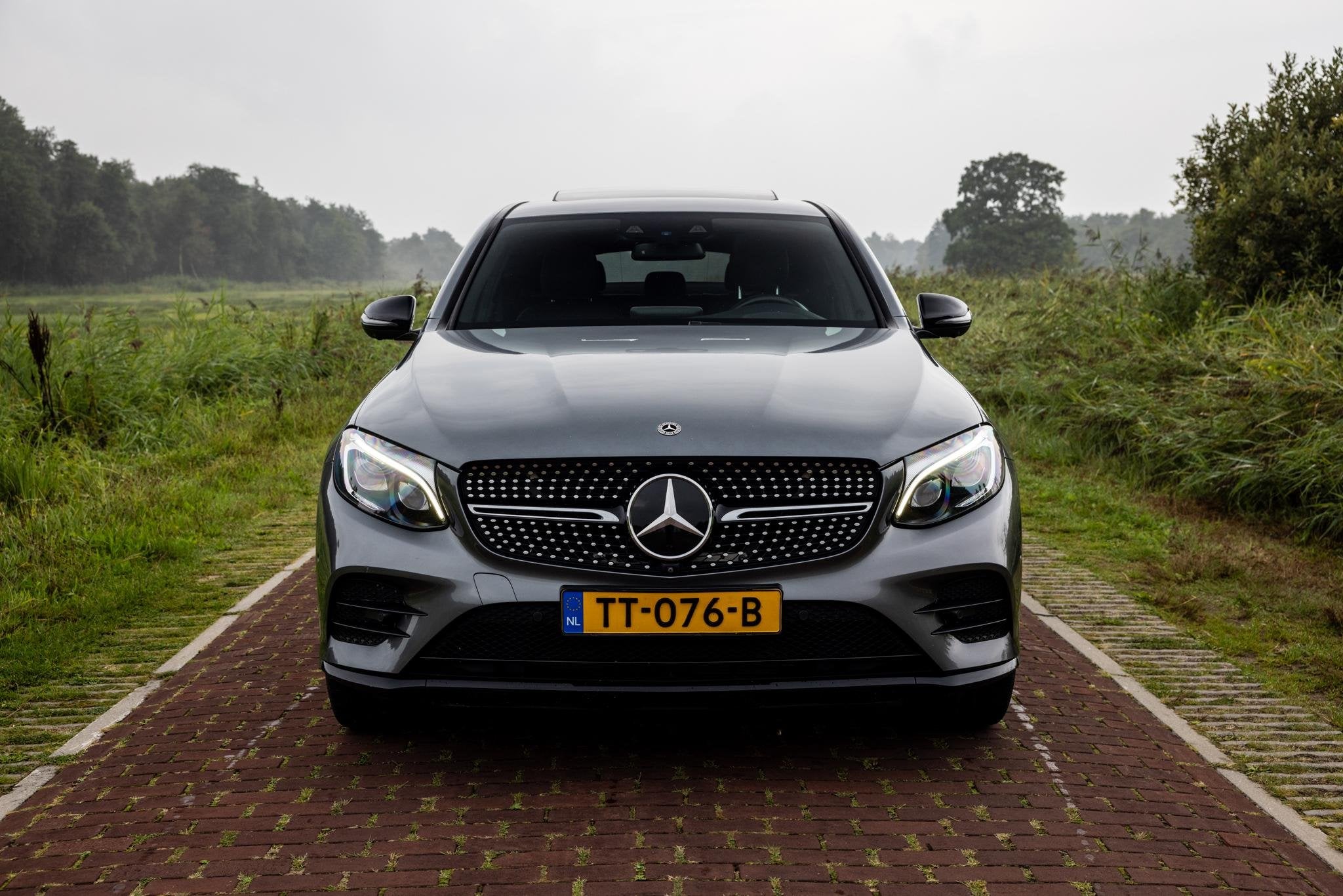 Mercedes-Benz GLC-klasse Coupé 250 4MATIC Business vol!, Auto's, Automaat, Dealer onderhouden, Stof, Gebruikt