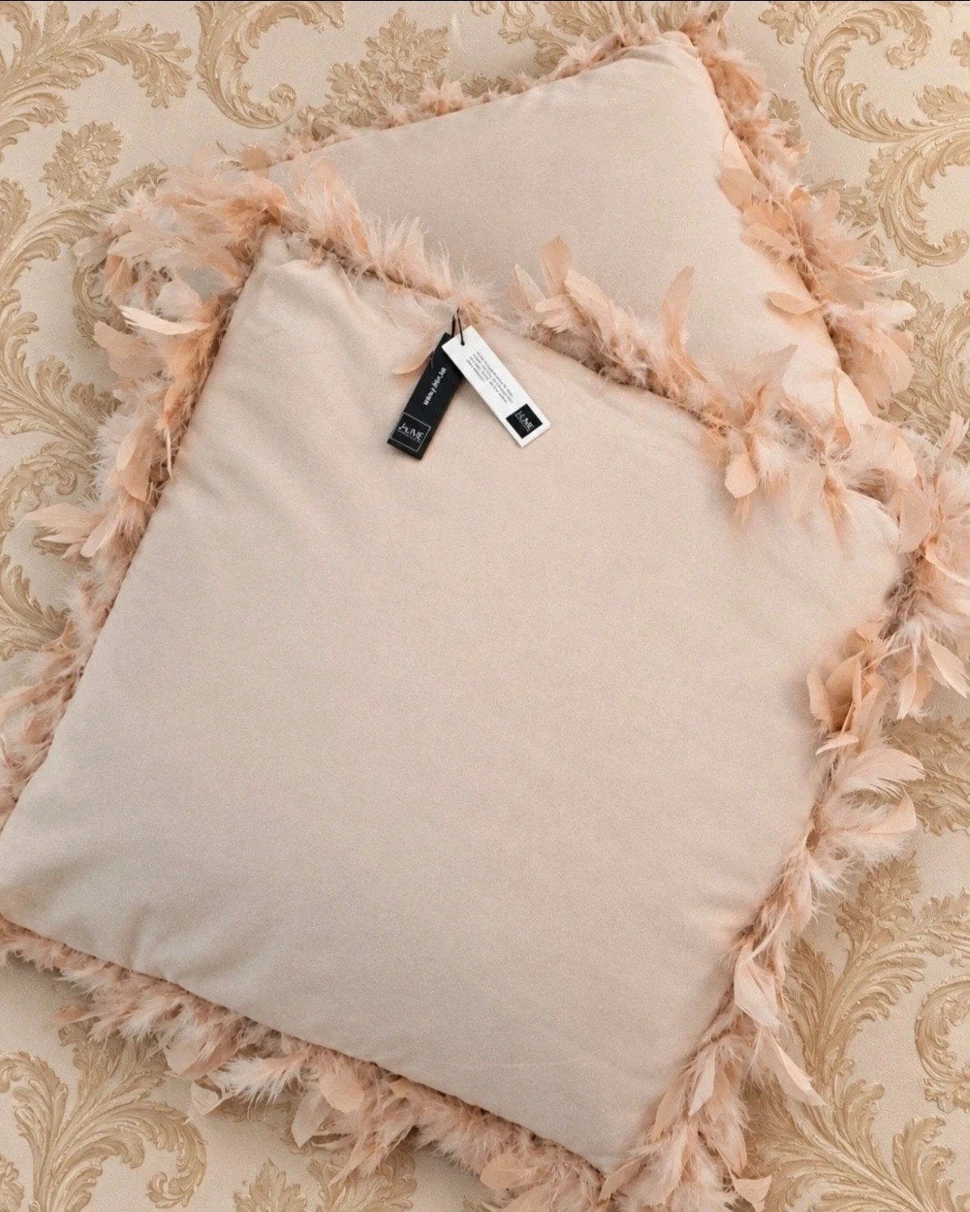 Mooie Sierkussens veren J-Line, Ophalen of Verzenden, Nieuw, Beige