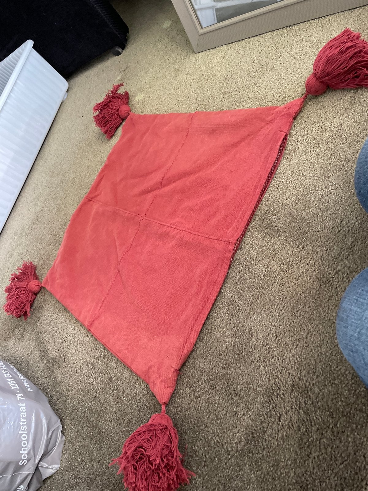 Rood kussensloop met kwastjes, Overige merken, Gebruikt, Rood, Vierkant