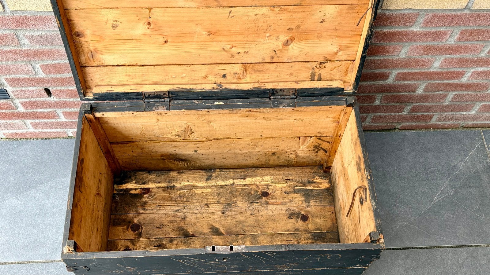 Vintage Zwarte Houten Scheepskist - Transportkist, Huis en Inrichting, Woonaccessoires | Kisten, Ophalen, 50 – 75, Minder dan 50 cm
