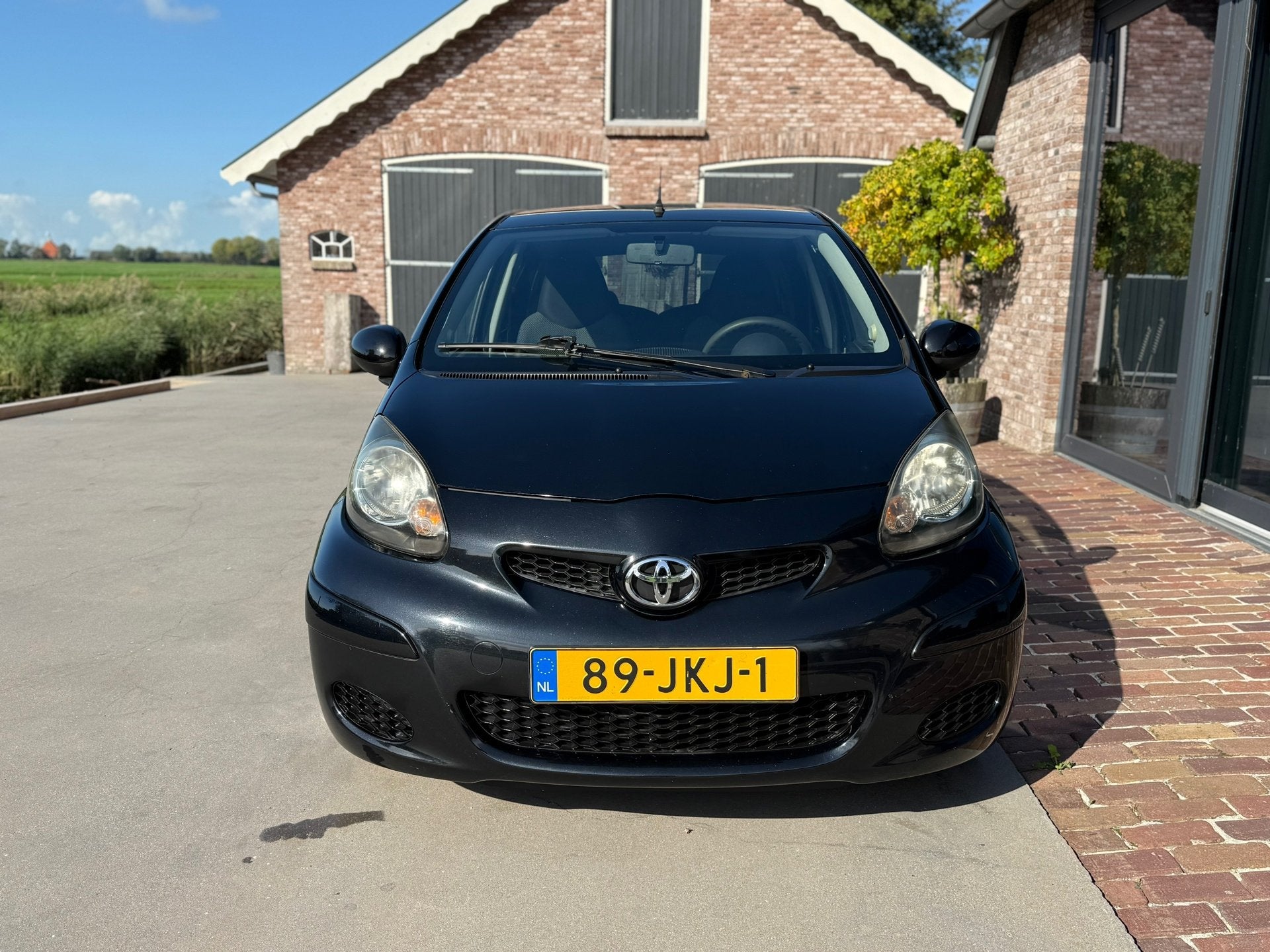 Foto 12 van Toyota Aygo 5 Deurs 165134 KM 1.0-12V