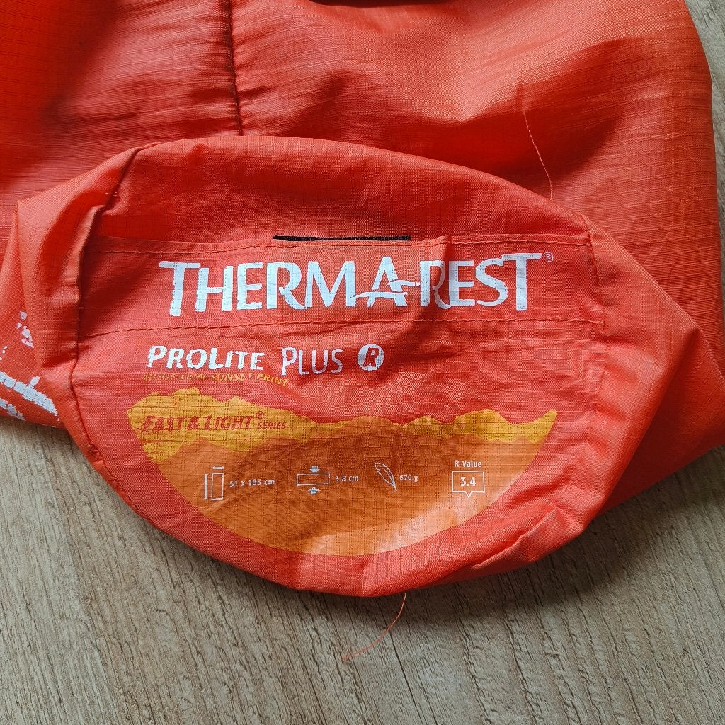 Slaapmatjes Thermarest & Queshua, Ophalen of Verzenden, Gebruikt, 1-persoons