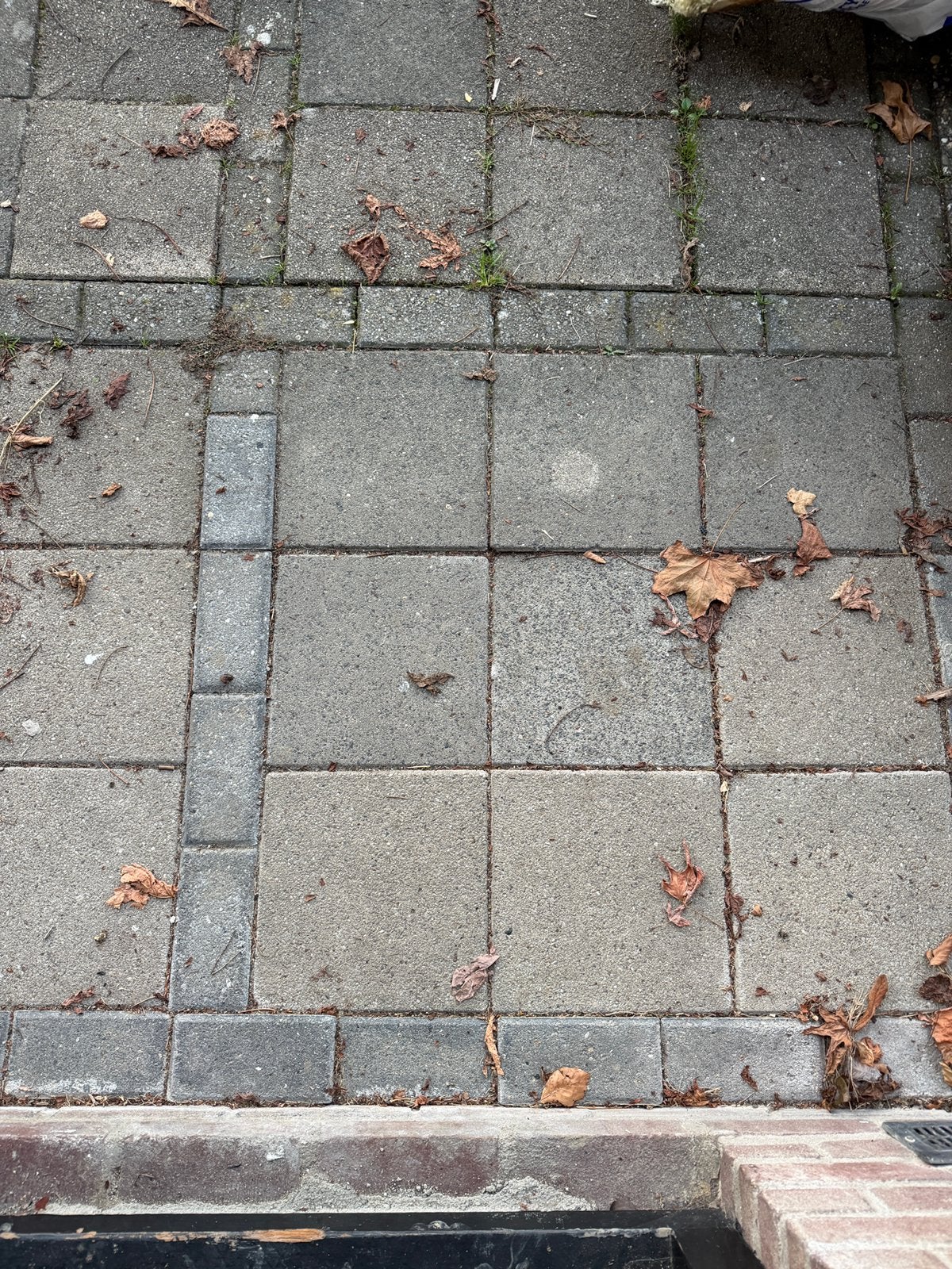 Gratis tuintegels 3030 cm – circa 30 m², Ophalen, Gebruikt, 10 m² of meer, Beton