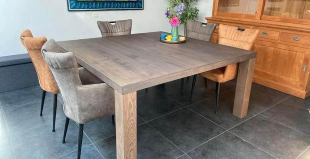 Massief Eiken Eettafel 160x160 cm - Vierkant, Ophalen, Gebruikt, 150 tot 200 cm, Vijf personen of meer