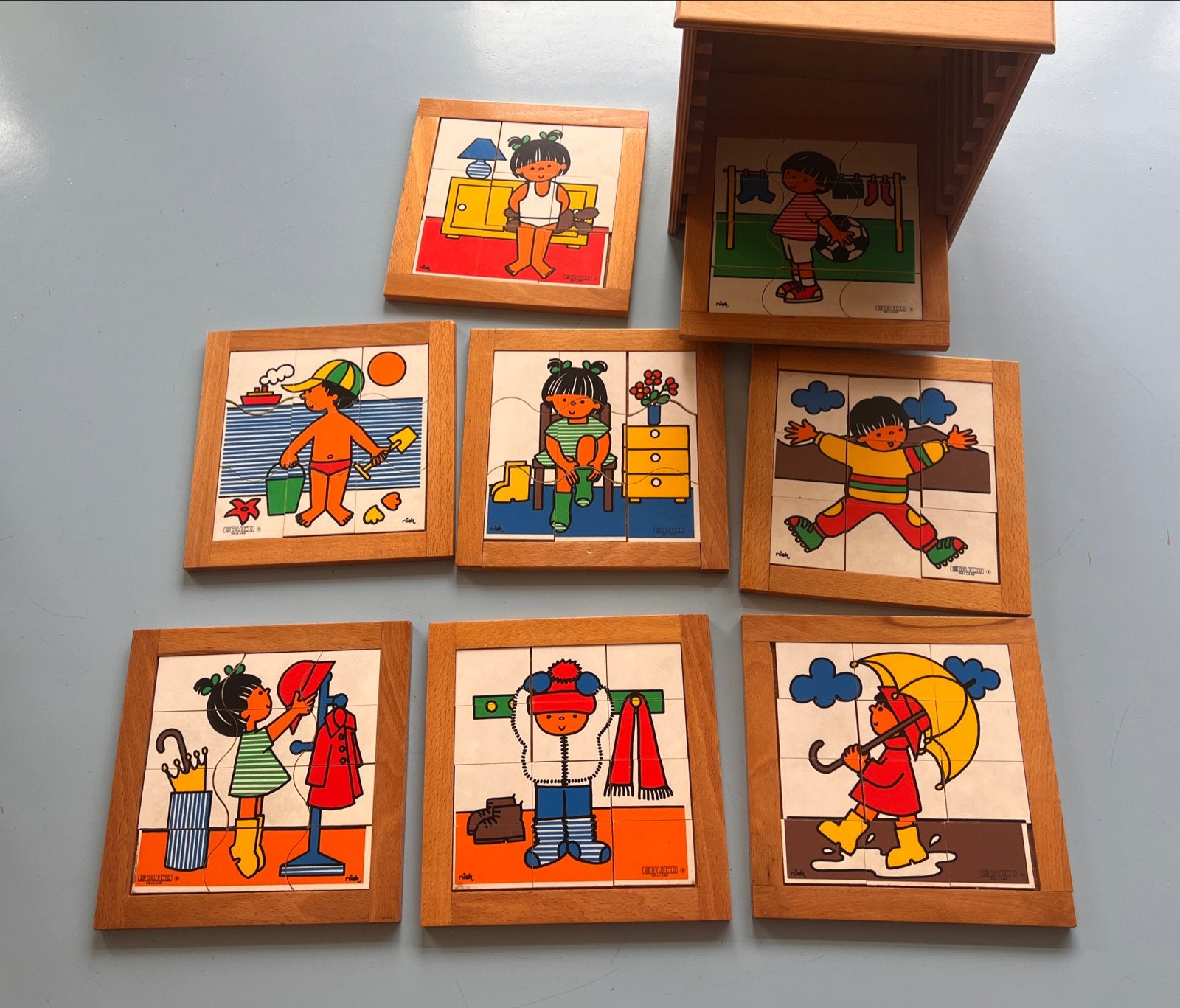 Educo puzzelkast met 8 puzzels - Leermateriaal, Ophalen of Verzenden, Gebruikt, Puzzelen