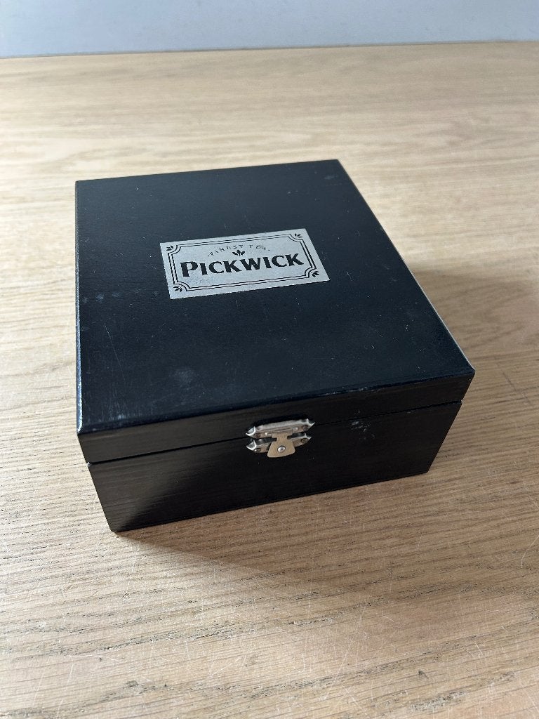 Pickwick Theedoos Zwart 4 Vakken, Ophalen of Verzenden, Zo goed als nieuw