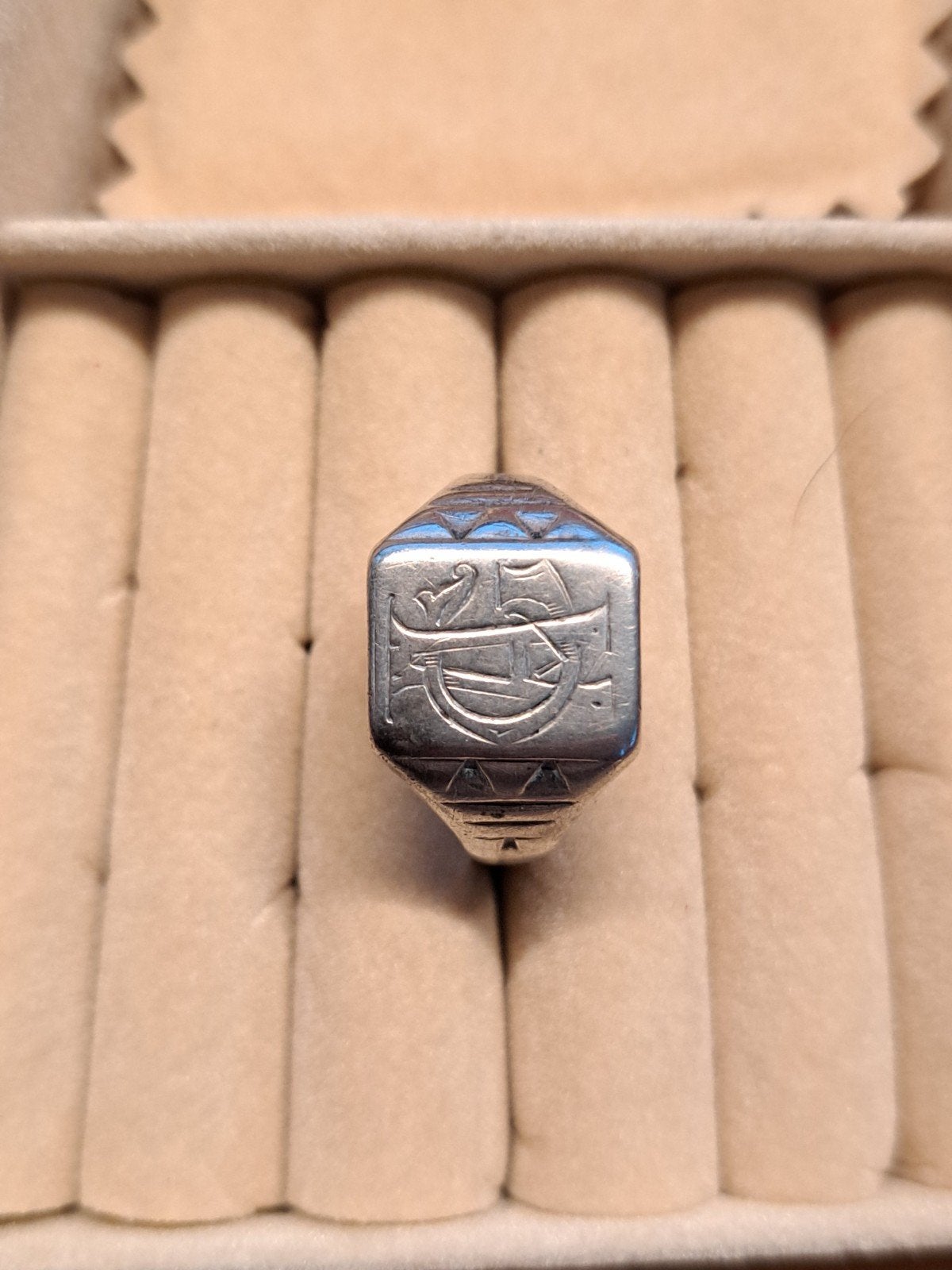 Zilveren. 835. Ring. Zegelring uit 1906/1924, Ophalen, Gebruikt, 20 of groter, Heer