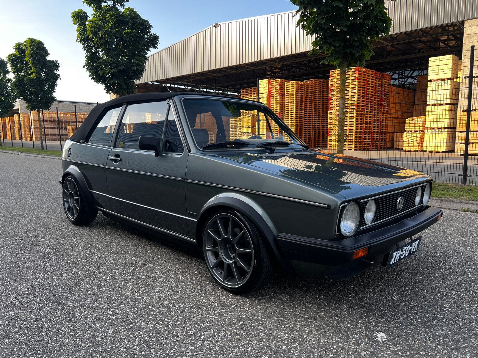 Volkswagen golf/mkI 1.5 GLS belastingvrij, Auto's, 4 cilinders, 400 kg, Leder, 1200 kg
