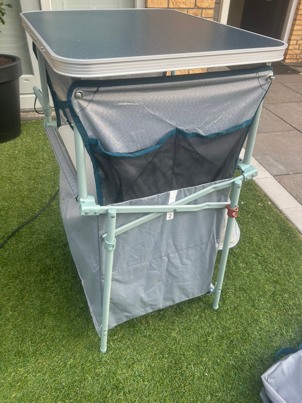 Kampeer kast camping kast geheel inklapbaar, Caravans en Kamperen, Kampeermeubelen, Ophalen, Zo goed als nieuw, Campingkast