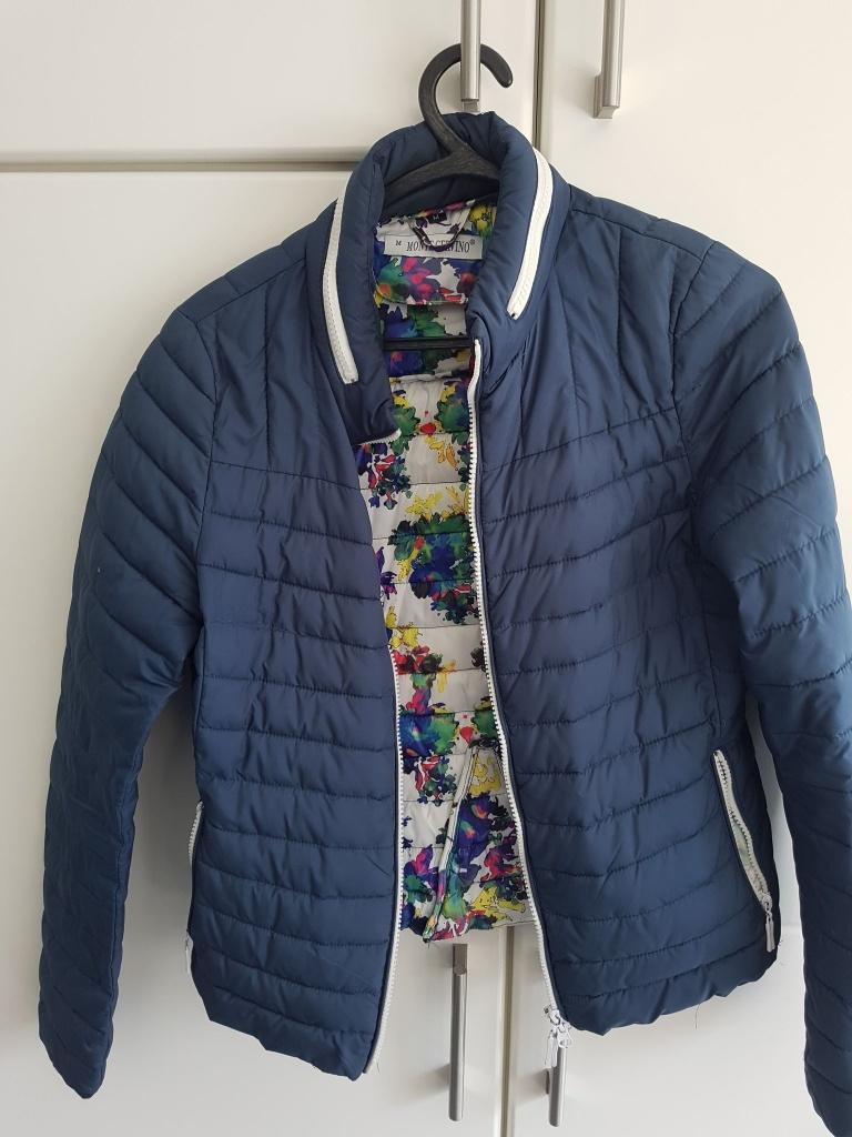 Leuke jas maat M kan aan 2 kanten gedragen worden, Ophalen of Verzenden, Zo goed als nieuw, Maat 38/40 (M), Blauw