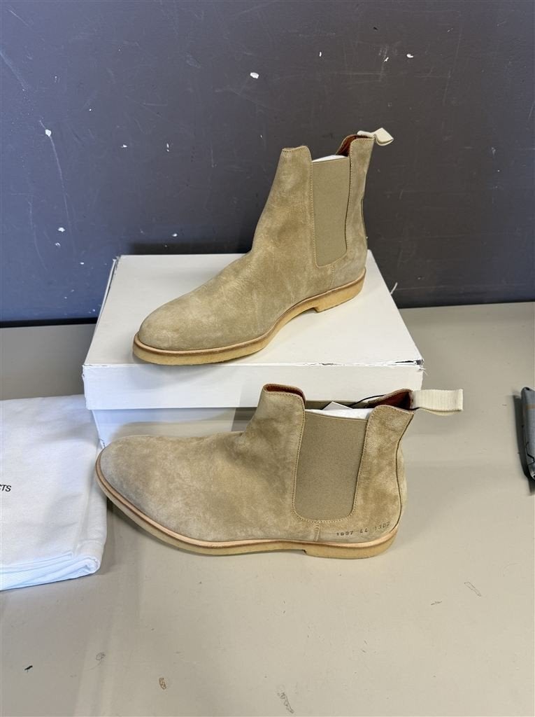 Laarzen - Common Projects - suede Chelsea boots maat 44, Ophalen of Verzenden, Nieuw, Bruin, Boots