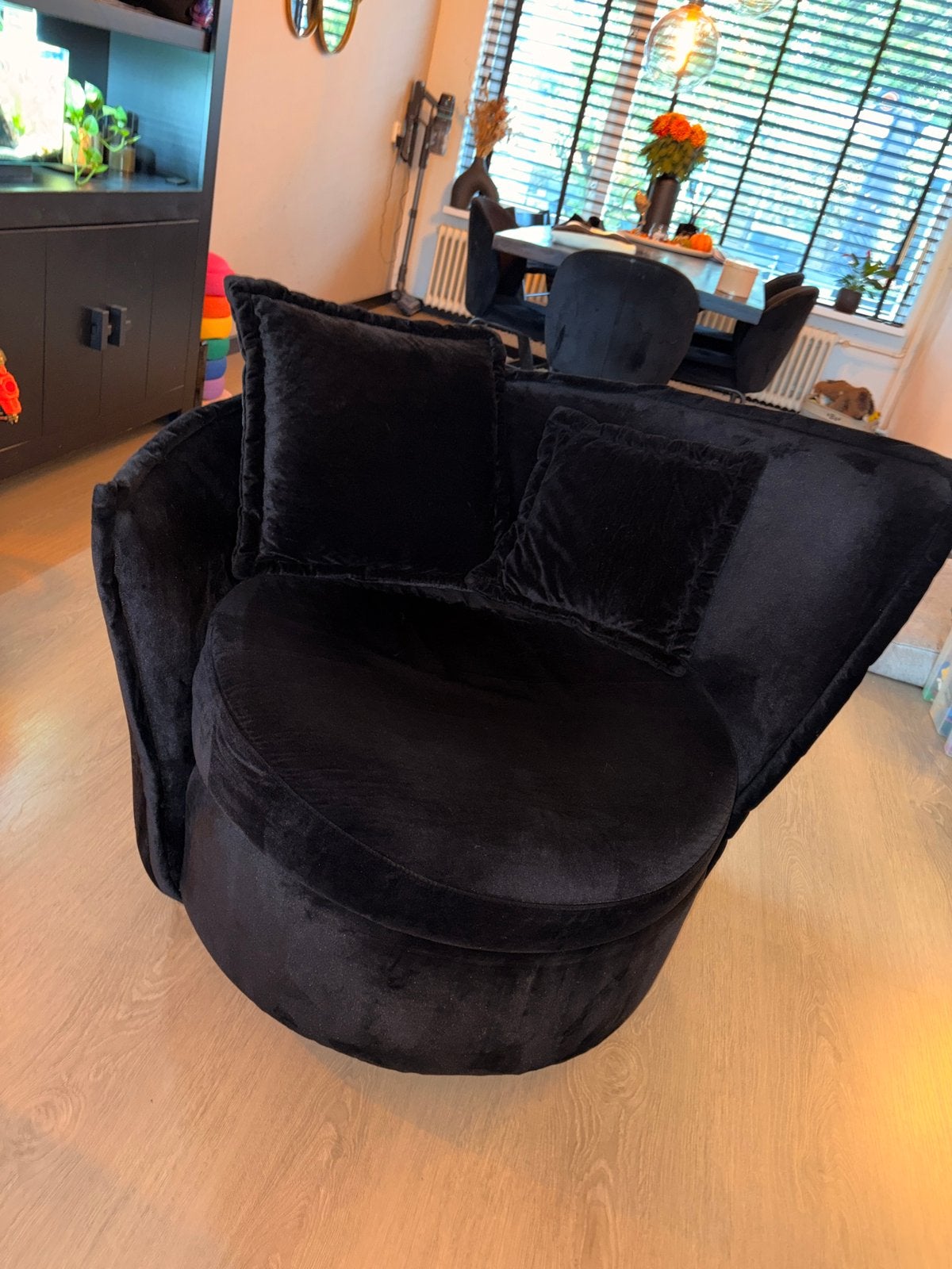 Draai fauteuil zwart velours rond, Ophalen, Zo goed als nieuw, 75 tot 100 cm, 50 tot 75 cm